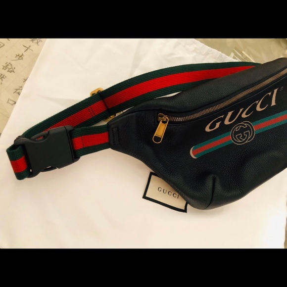 Authentic Gucci logo leather belt bag. - Picture 2 of 8